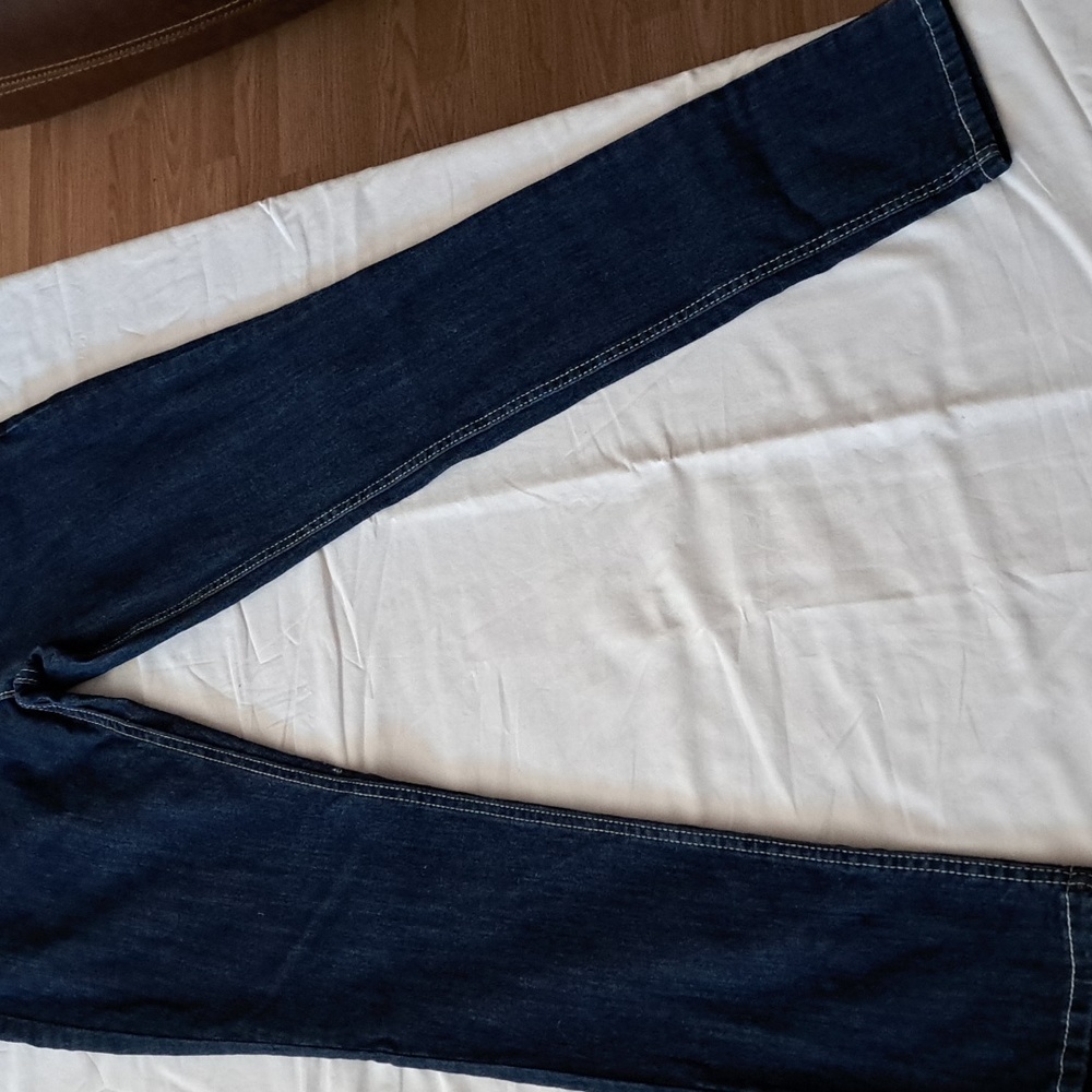 Woman Levi's 524 Too superlow 7M W28 L32_99% cotton_1% elastan